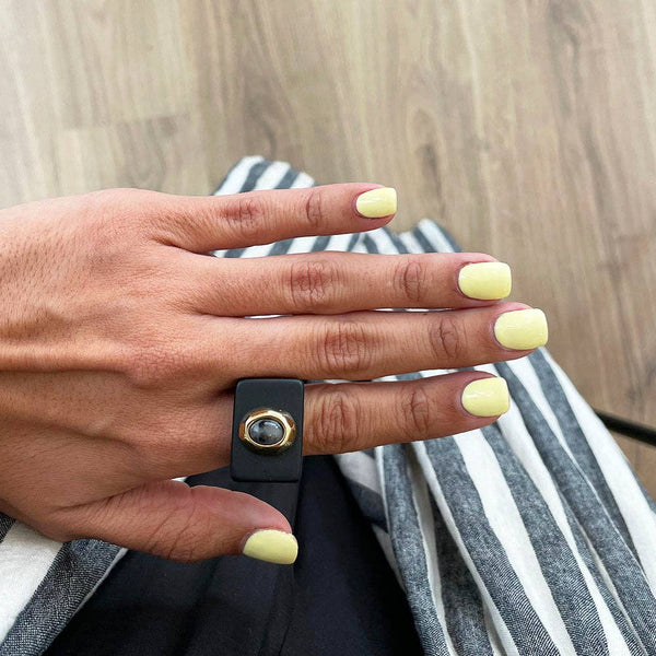 EM -Black ring with labradorite